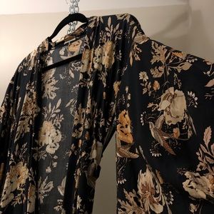 FREE PEOPLE KIMONO